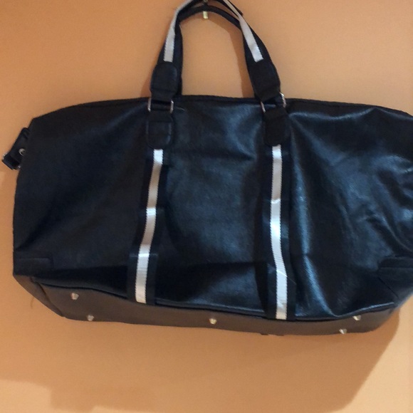 Bags - Picture 4 of 8